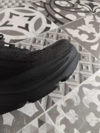 Hoka Bondi 9 bike d'occasion — image 13 sur 15