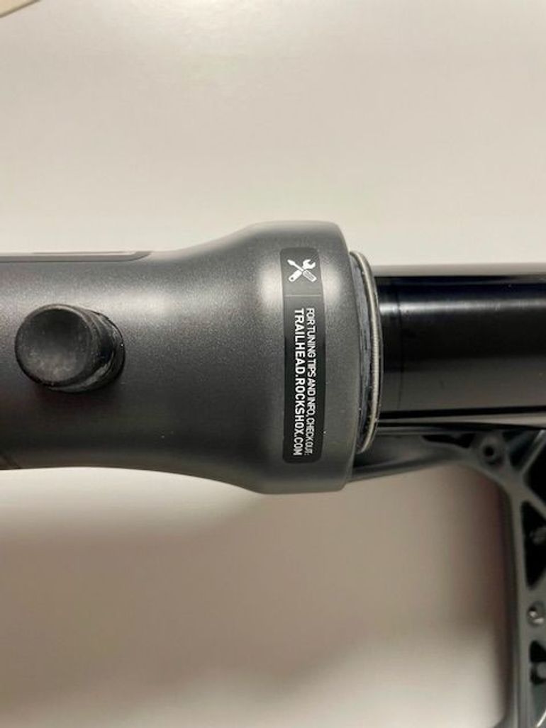 Brugt RockShox ZEB Ultimate 2025 bike — billede 6 af 10