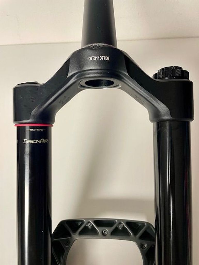 Brugt RockShox ZEB Ultimate 2025 bike — billede 7 af 10