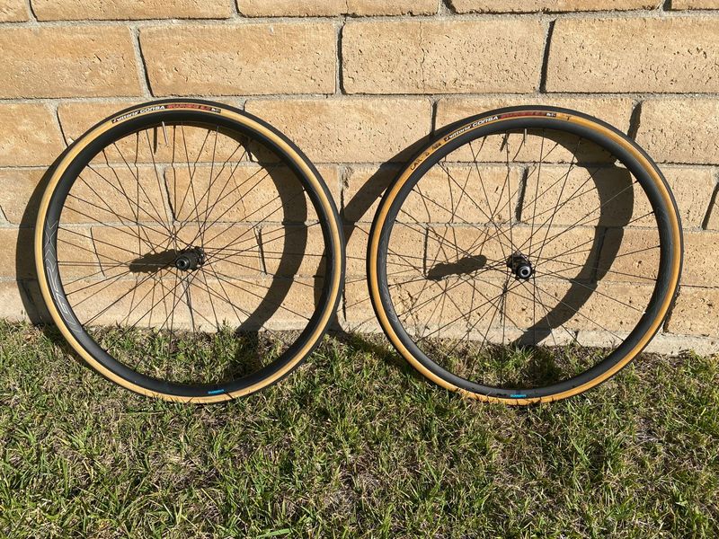Shimano GRX Wheelset 2023 bike usato — immagine 1 di 2