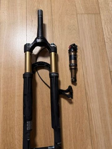 Brugt Fox 34 Factory Kashima 2022 bike — billede 3 af 8
