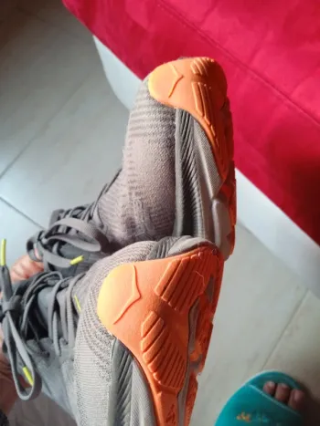 Hoka Clifton 9 GTK bike de segunda mano — imagen 8 de 14