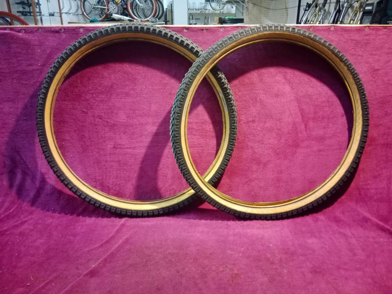 Used Gomme Tioga Wonder Dawg 26x1, 95 mtb, mountain bike Tyres & Tubes
