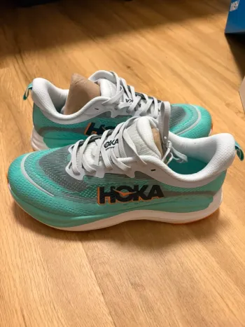 Hoka Skyflow bike usato