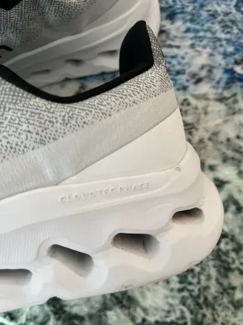 Used On Running Cloud bike — image 3 of 10