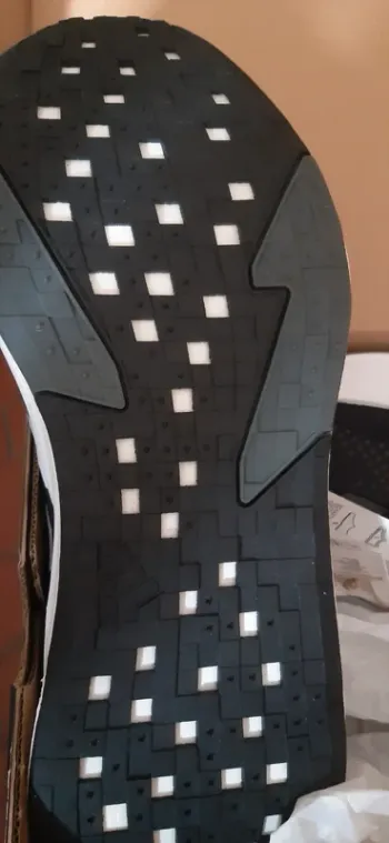 Adidas Running Shoes bike usato — immagine 3 di 4