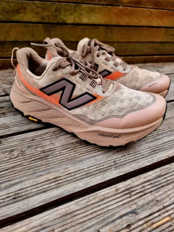 Käytetty New Balance Hierro V9 bike — kuva 3 / 10