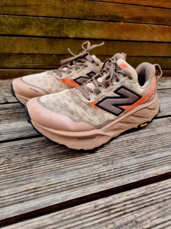Käytetty New Balance Hierro V9 bike — kuva 2 / 10