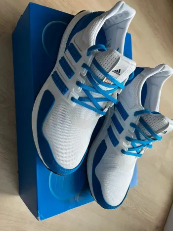 Używany Adidas Ultraboost DNA X Lego bike