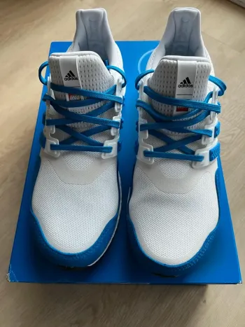 Używany Adidas Ultraboost DNA X Lego bike — zdjęcie 2 z 2