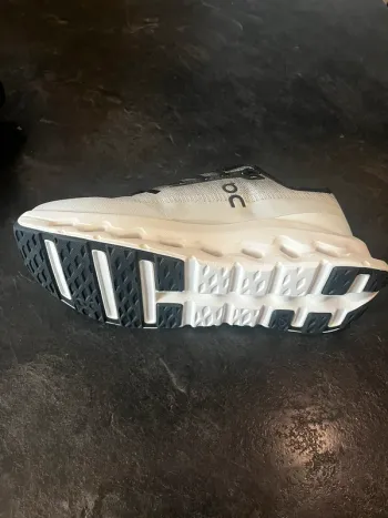 Used On Running Cloud bike — image 3 of 3