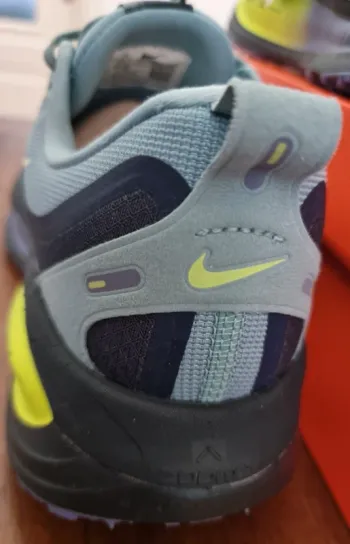 Použité Nike Vomero 18 GTX bike — obrázek 3 z 10