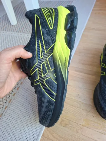 Asics Gel-Quantum 180 VII bike usato — immagine 7 di 9