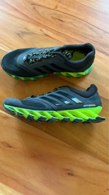 Adidas Springblade bike usato