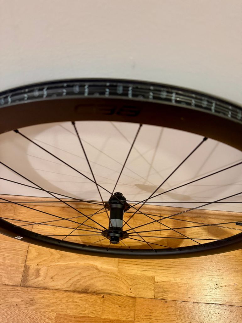Brugt Specialized Rapide C38 Carbon Wheelset 2025 bike — billede 3 af 4