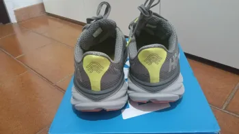 Używany Hoka Clifton 9 GTX bike — zdjęcie 2 z 5