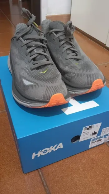 Używany Hoka Clifton 9 GTX bike — zdjęcie 4 z 5