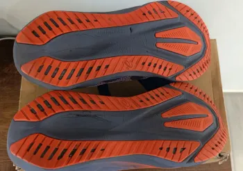 Gebrauchtes Asics Novablast 5 bike — Bild 6 von 7