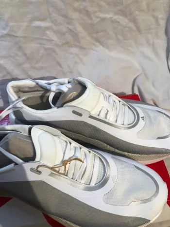 Used Adidas Hyperboost Edge bike — image 4 of 9