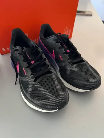 Used Nike Air Zoom Structure 25 bike — image 4 of 4