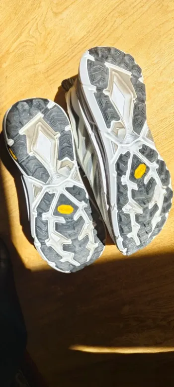 Used Hoka Mafate Speed 4 Lite bike — image 4 of 4
