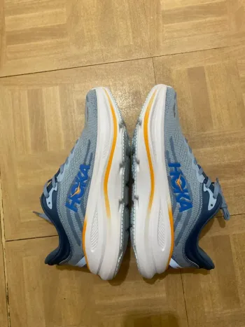 Tweedehands Hoka Bondi 9 bike — afbeelding 3 van 12