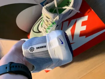 Used Nike Zoom Fly 5 bike — image 8 of 11
