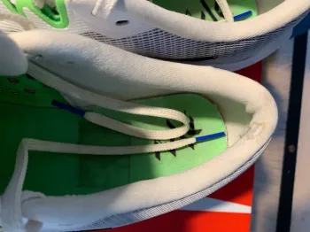 Used Nike Zoom Fly 5 bike — image 4 of 11