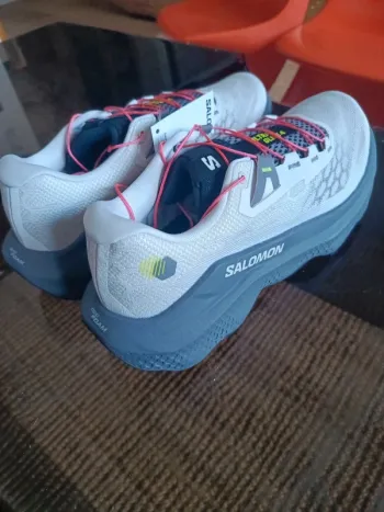 Salomon Ultra Glide 4 bike d'occasion — image 3 sur 6