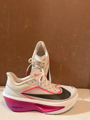 Použité Nike Zoom Fly 6 bike