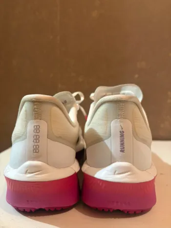 Použité Nike Zoom Fly 6 bike — obrázek 4 z 5