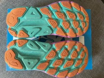 Hoka Clifton 9 GTX bike de segunda mano — imagen 4 de 6