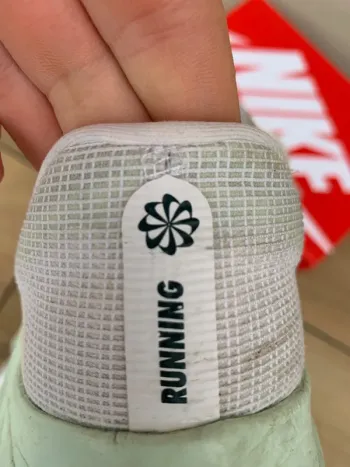 Gebrauchtes Nike Zoom Fly 5 bike — Bild 4 von 9