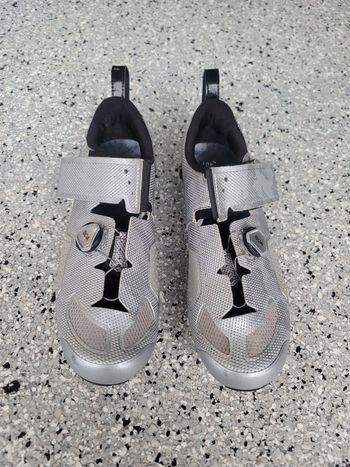 Used Louis Garneau Tri Air Lite Triathlon Shoes bike