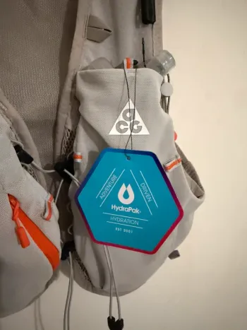 Używany Nike ACG Gilet d'hydratation bike — zdjęcie 3 z 4