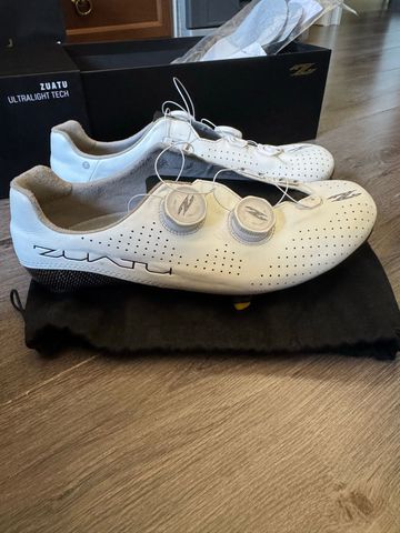 zuatu Z001 Pro 2025 Cycling Shoes d'occasion
