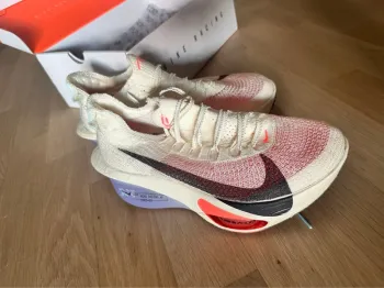 Käytetty Nike Air Zoom Alphafly Next% 3 bike
