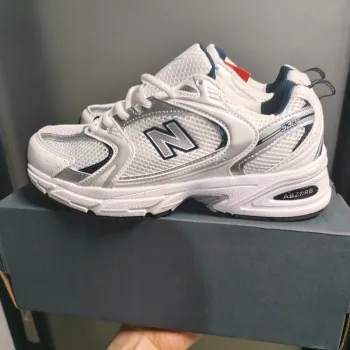 Brugt White and blue running shoes bike — billede 4 af 7