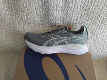 Brugt Asics Gel Kayano 32 bike