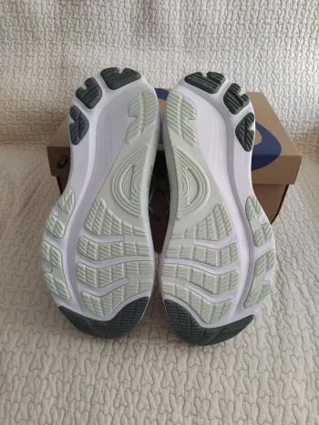 Asics Gel Kayano 32 bike usato — immagine 4 di 5