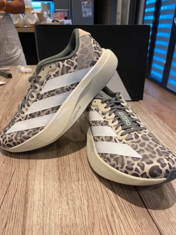 Used Adidas Adizero evo sl bike