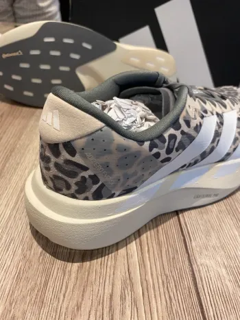 Used Adidas Adizero evo sl bike — image 7 of 12