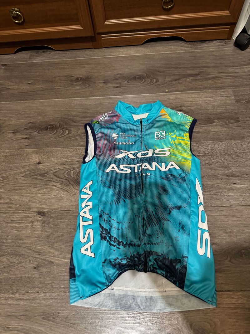 Brugt Biemme Smanicato team XDS-Astana Cycling Clothing