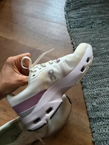 Tweedehands On Running On Laufschuhe bike — afbeelding 3 van 5