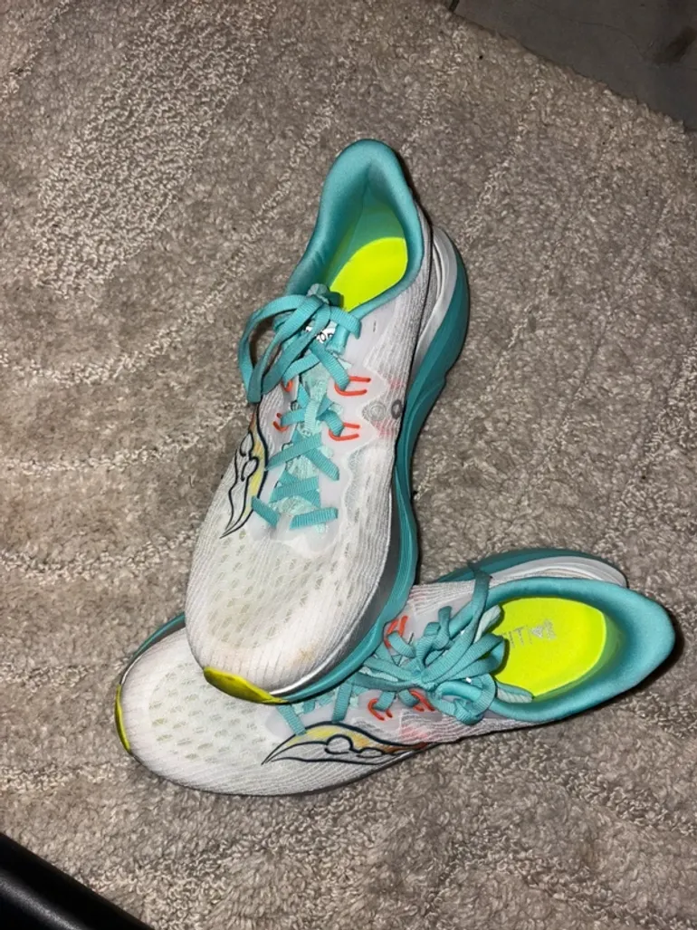 Saucony Kinvara 16 bike usato — immagine 2 di 3