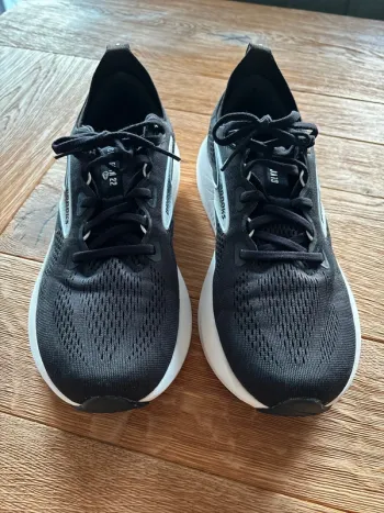 Used Brooks Glycerin 22 bike — image 5 of 10