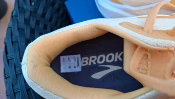 Použité Brooks Ghost Max bike — obrázek 3 z 7