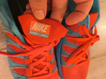 Nike Flyknit lunar 2 bike usato — immagine 3 di 8