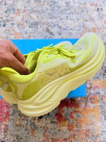 Käytetty Hoka One One Femme Pointure 38, 5 bike — kuva 2 / 5