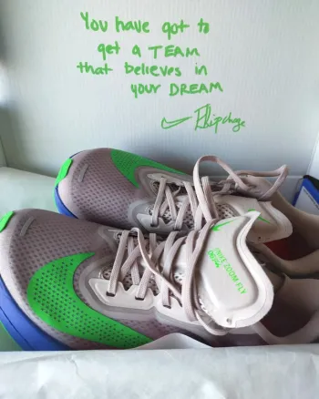 Used 100% Nike Zoom Fly 6 bike — image 5 of 14